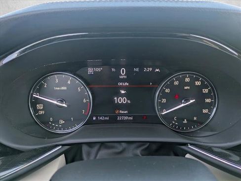 Used 2023 Buick Envision Essence image 10