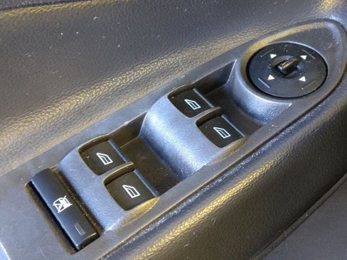 Used 2019 Ford Escape S FWD image 27