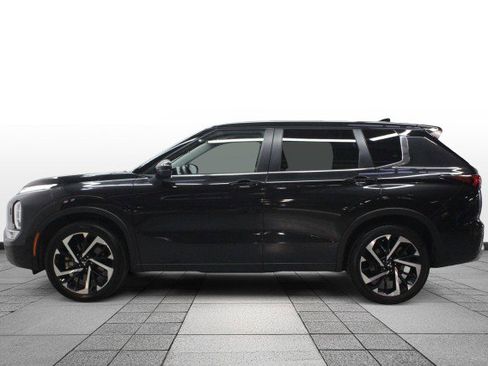 Used 2024 Mitsubishi Outlander SE AWD/4WD image 4