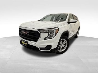 Used 2024 GMC Terrain SLE