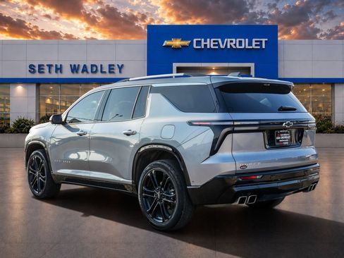 Used 2025 Chevrolet Traverse High Country w/ LPO, Floor Liner Package FWD image 5