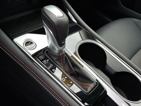 Certified 2025 Nissan Altima 2.5 SR w/ SR Premium Package image 16