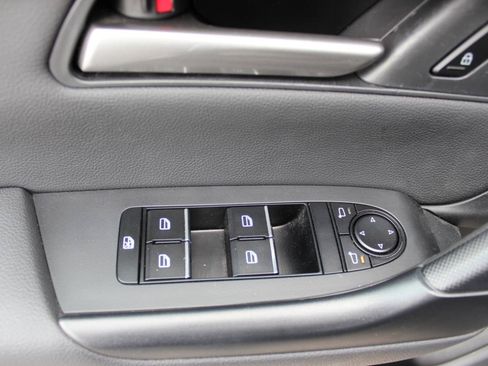 Used 2025 MAZDA CX-50 AWD 2.5 Hybrid w/ Premium Pkg image 14