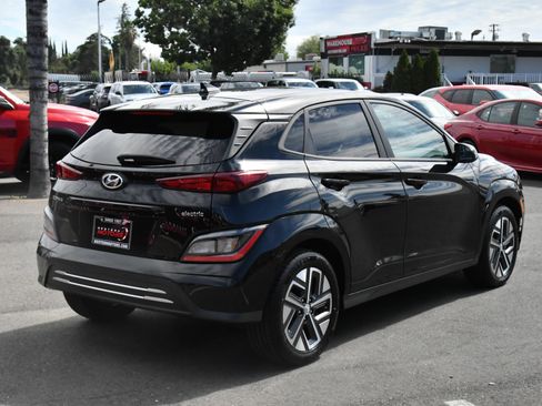Used 2023 Hyundai Kona SEL FWD image 8