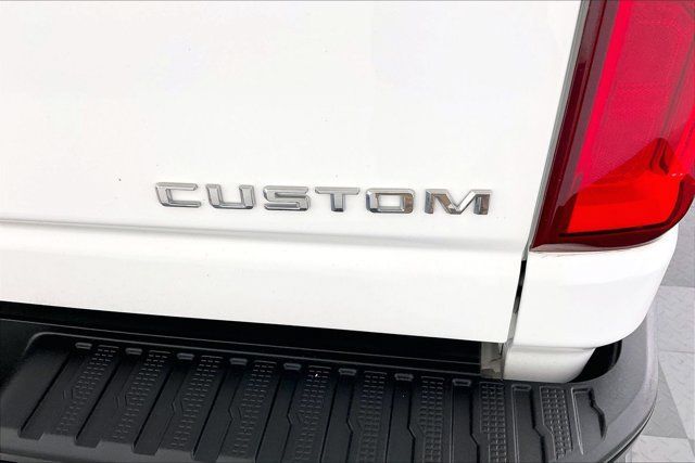Used 2020 Chevrolet Silverado 2500 Custom w/ Custom Value Package AWD/4WD image 7