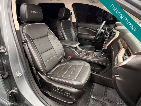 Used 2023 GMC Acadia Denali w/ Denali Ultimate Package image 4