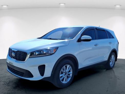 Used 2020 Kia Sorento L FWD image 4