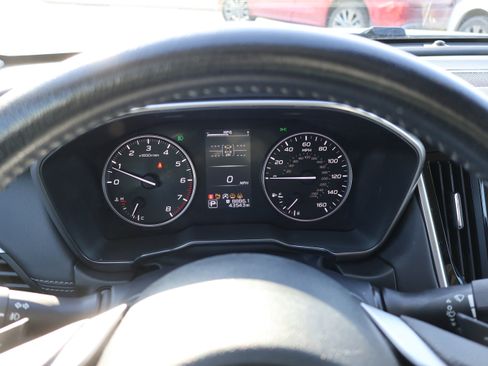 Used 2023 Subaru Outback Limited image 32