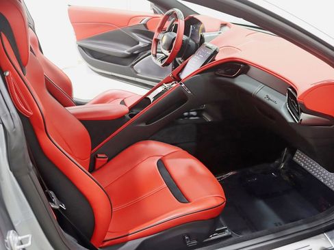 Used 2022 Ferrari Roma image 41