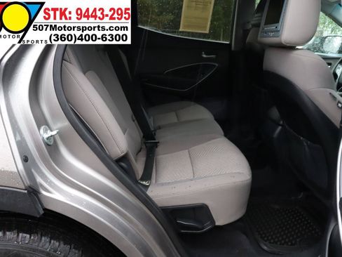 Used 2017 Hyundai Santa Fe Sport FWD image 17