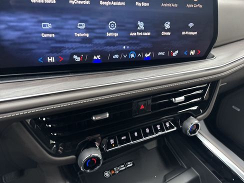 New 2026 Chevrolet Suburban LT w/ Comfort Package image 21