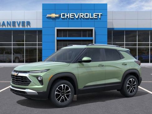 New 2026 Chevrolet TrailBlazer LT w/ Convenience Package FWD image 3