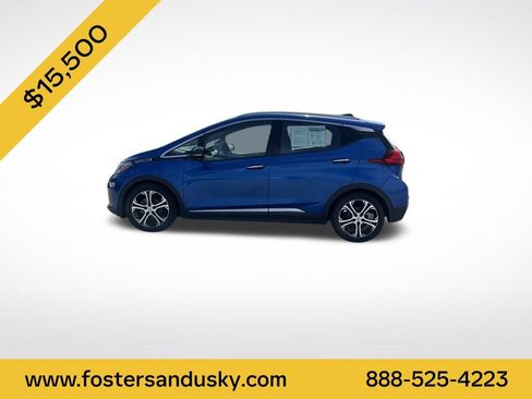 Used 2017 Chevrolet Bolt Premier w/ Driver Confidence II Package FWD image 2