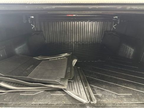 Used 2017 Toyota Tacoma 2WD Double Cab image 26