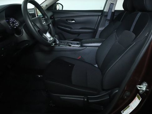 Certified 2025 Nissan Sentra SV FWD image 20