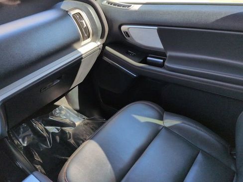 Used 2025 Ford Expedition Max Active AWD/4WD image 17