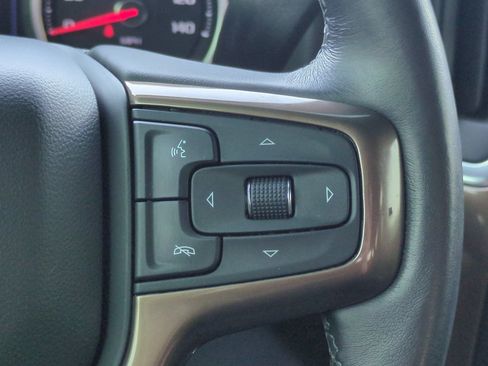 Used 2021 Chevrolet Silverado 1500 High Country w/ Technology Package AWD/4WD image 36
