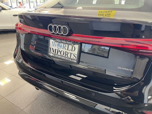 Used 2025 Audi A6 e-tron Premium Plus w/ Premium Plus AWD/4WD image 18