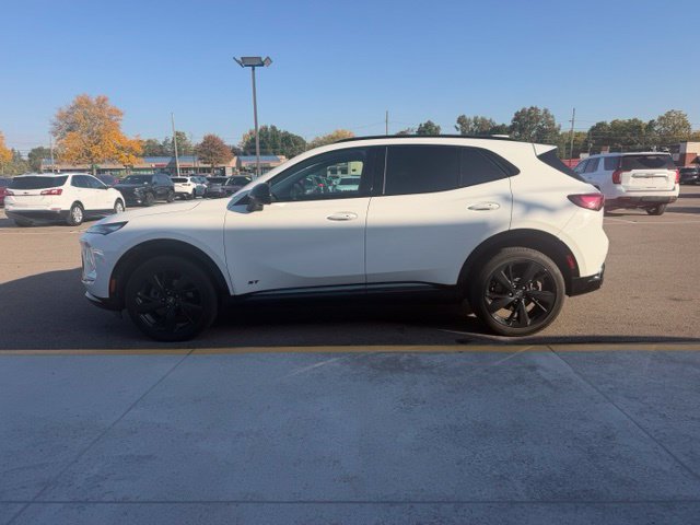 Used 2024 Buick Envision Sport Touring AWD/4WD image 10