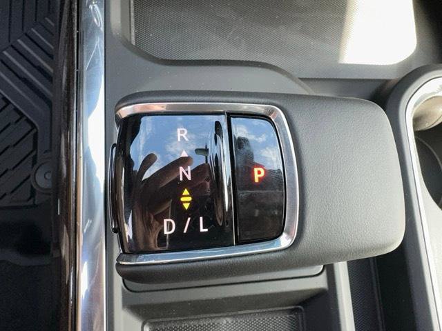 Used 2024 Chevrolet Silverado 1500 LT Trail Boss w/ Convenience Package II AWD/4WD image 23