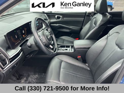 Certified 2025 Kia Sorento S w/ Panoramic Sunroof Package image 43
