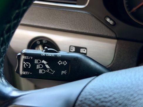 Used 2013 Volkswagen Jetta TDI FWD image 39