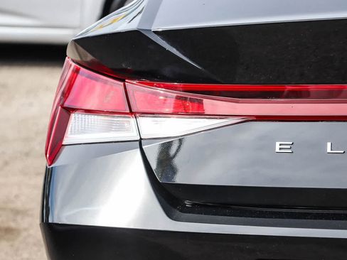 Certified 2023 Hyundai Elantra SEL w/ Convenience Package image 7