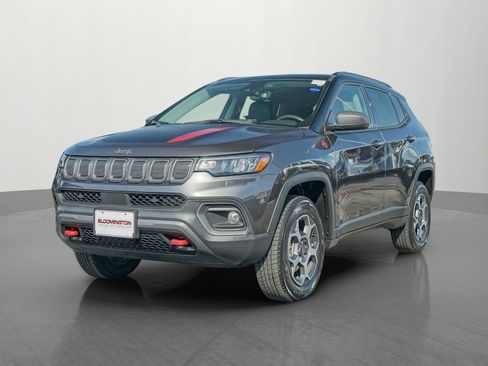 Used 2022 Jeep Compass Trailhawk w/ Trailhawk Convenience Group image 3