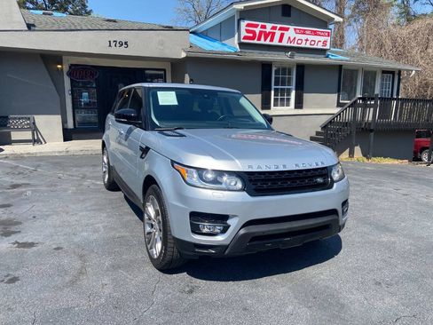 Used 2015 Land Rover Range Rover Sport Supercharged AWD/4WD image 4