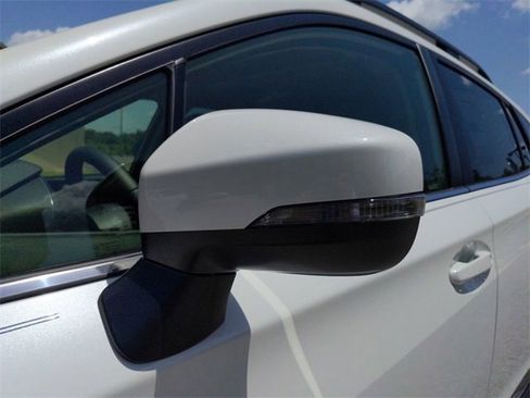 Used 2022 Subaru Crosstrek 2.5i Limited w/ Popular Package #4 image 12