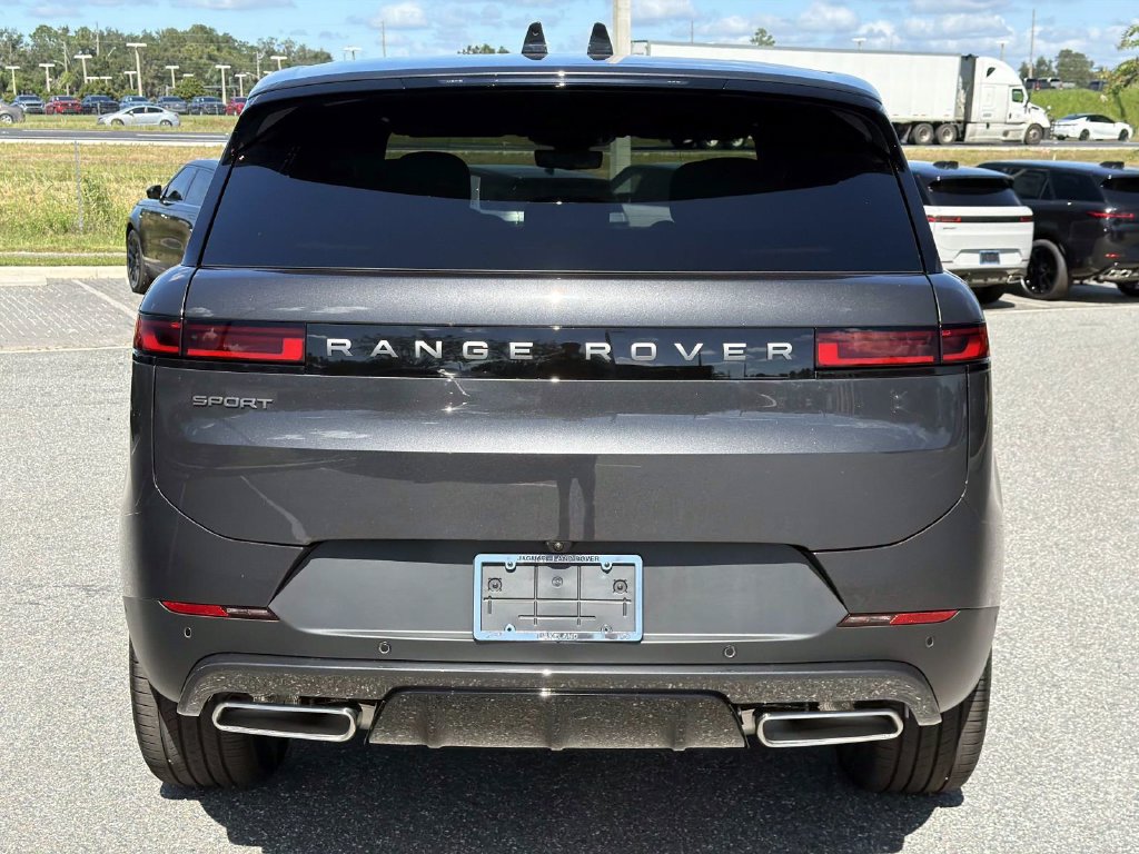 New 2027 Land Rover Range Rover Sport SE AWD/4WD image 4