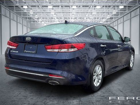 Used 2017 Kia Optima LX image 5