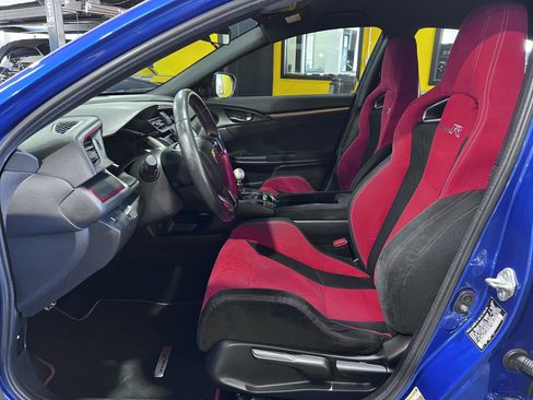 Used 2018 Honda Civic Type R image 14