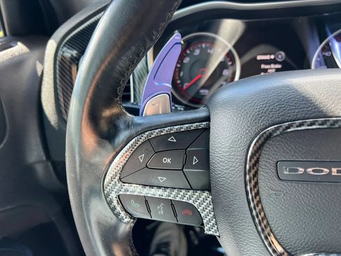 Used 2015 Dodge Charger SXT RWD image 22