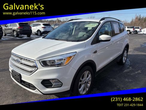 Used 2018 Ford Escape SE image 1