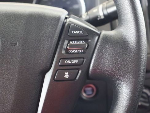 Certified 2025 Nissan Frontier S image 8