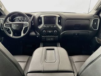 Used 2022 Chevrolet Silverado 1500 LT Trail Boss w/ Convenience Package II AWD/4WD video 3