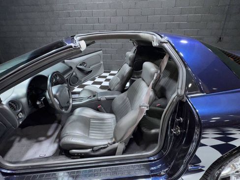 Used 1999 Pontiac Firebird Formula w/ Security Pkg image 32