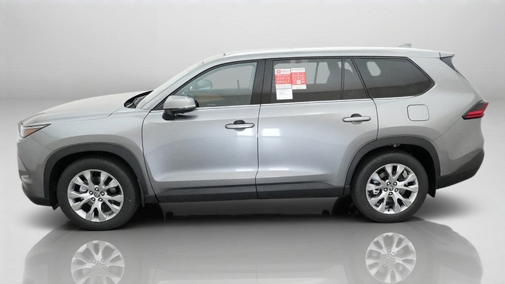 New 2026 Toyota Grand Highlander AWD Hybrid image 2