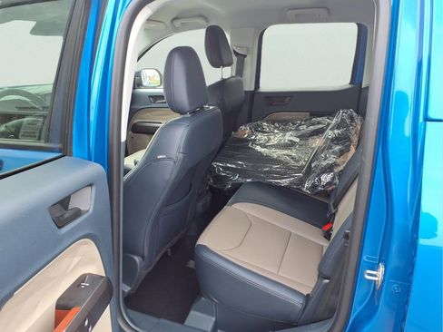 New 2026 Ford Maverick Lariat image 19