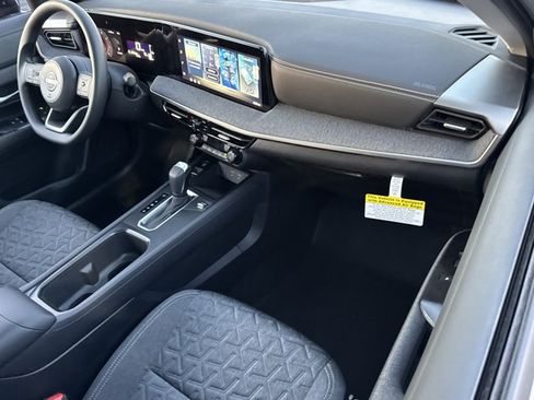 New 2026 Nissan Kicks SV w/ SV Premium Package AWD/4WD image 8