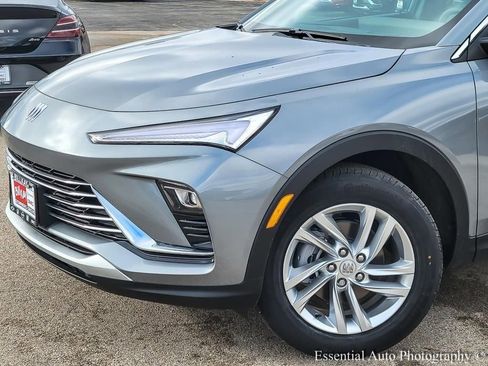 New 2026 Buick Envista Preferred image 3