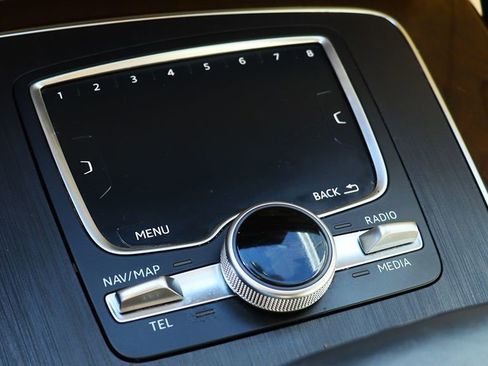 Used 2019 Audi Q5 Premium Plus w/ Premium Plus Package image 56