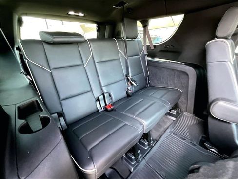 Used 2022 Cadillac Escalade ESV Sport w/ Touring Package RWD image 38
