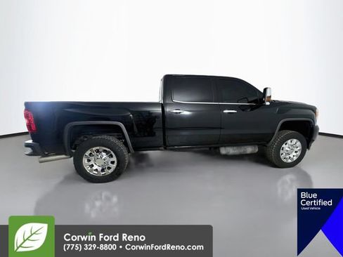 Used 2019 GMC Sierra 2500 Denali w/ Duramax Plus Package AWD/4WD image 11