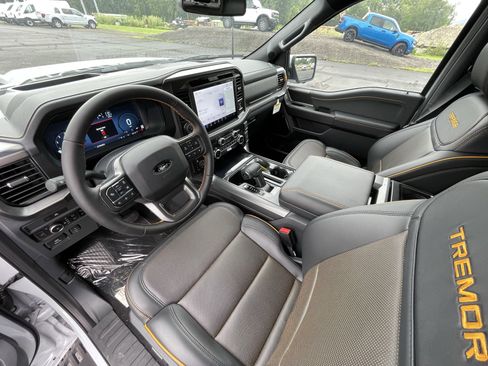 New 2025 Ford F150 Tremor w/ Equipment Group 402A High image 10