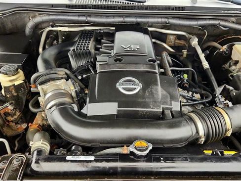 Used 2017 Nissan Frontier SV w/ SV Value Truck Package AWD/4WD image 24