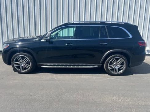 Used 2026 Mercedes-Benz GLS 450 4MATIC image 3