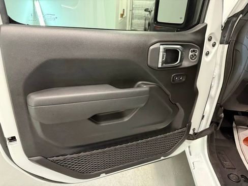 Used 2026 Jeep Wrangler Unlimited Sport AWD/4WD image 10