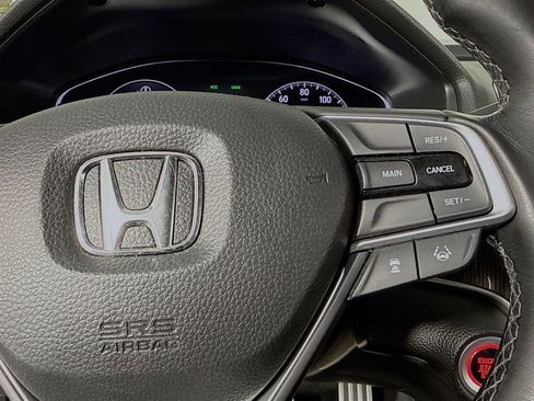 Used 2019 Honda Accord Sport image 14